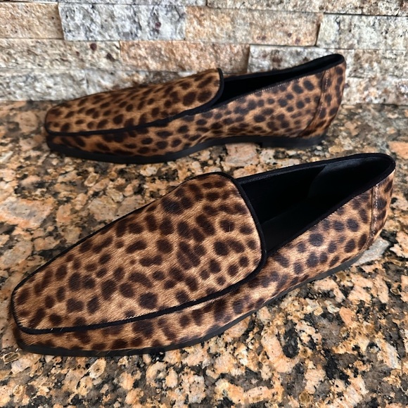 Frame Women's Le Verona Genuine Calf Hair Loafer - Picture 3 of 8